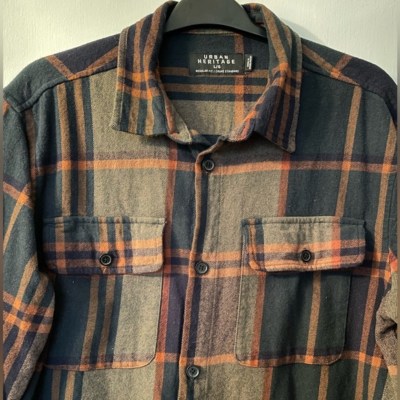 Urban Heritage Plaid Shirt - Regular Fit - Size:Large - Picture 4 of 7